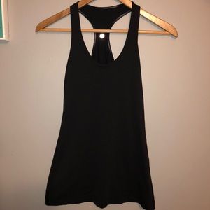 lululemon athletica Tops - workout top lululemon athletica Tops - workout top
